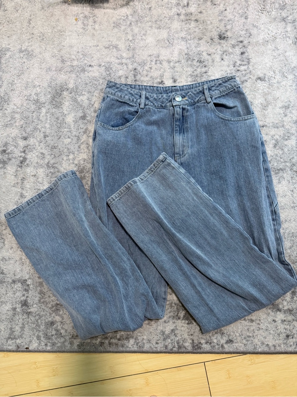 Princess Polly Straight-Leg Jeans in Washed Blue